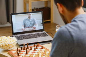 Comment jouer aux échecs en ligne